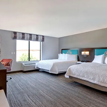 Hampton South, Nm Hotel 3*